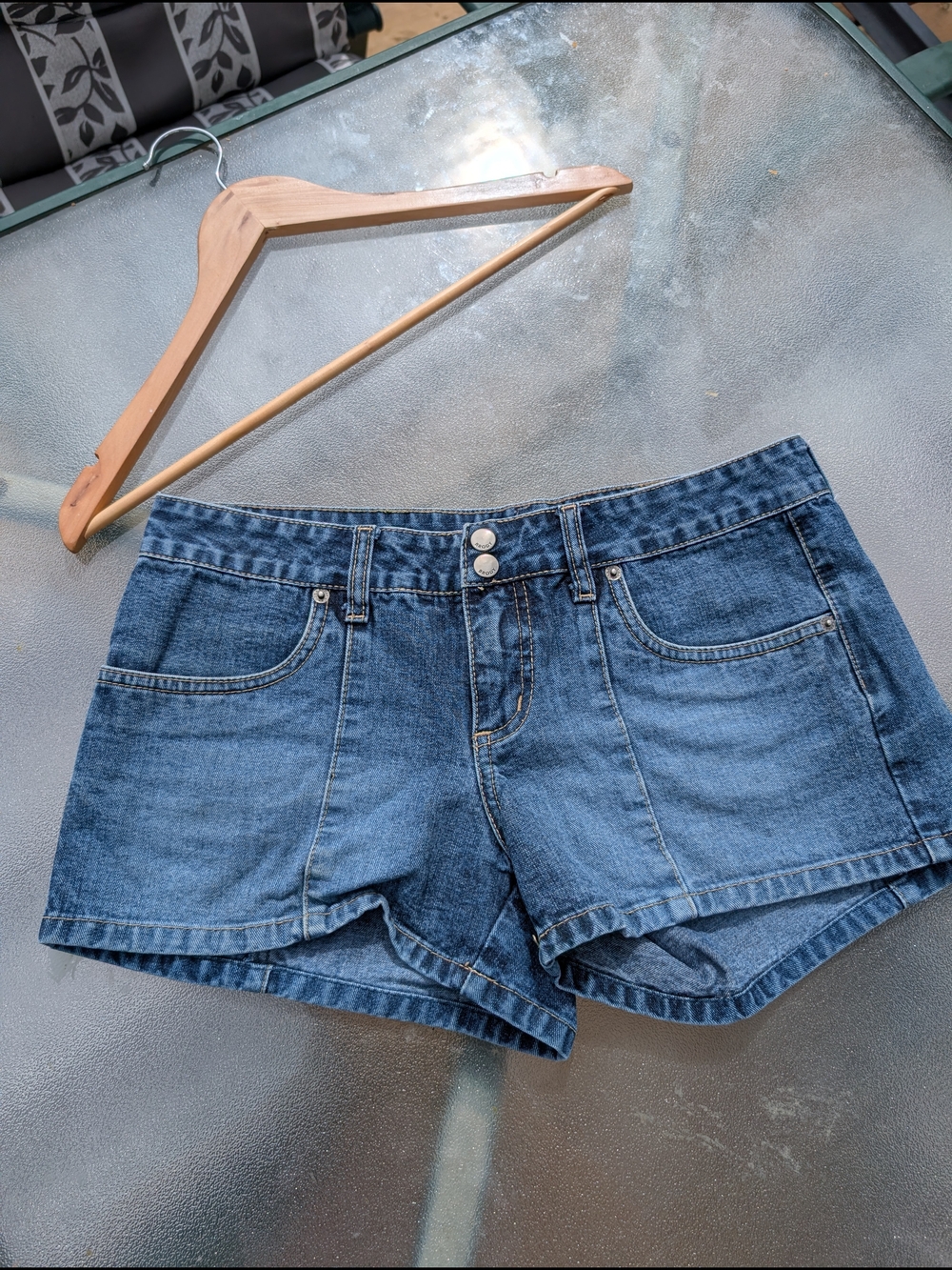 Vintage Y2k Low Rise Blue Denim Women's Jean Shorts Size 9 Festival Concert